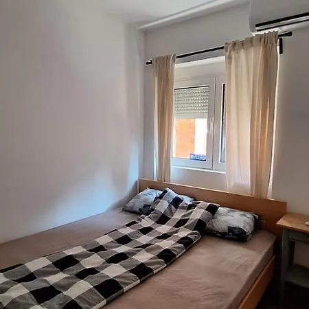 Fireplace Apartament Belgrad